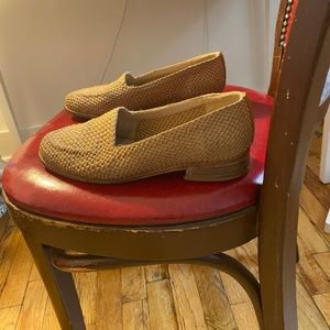 Stuart Weitzman Tan Woven Loafers Size 8.5